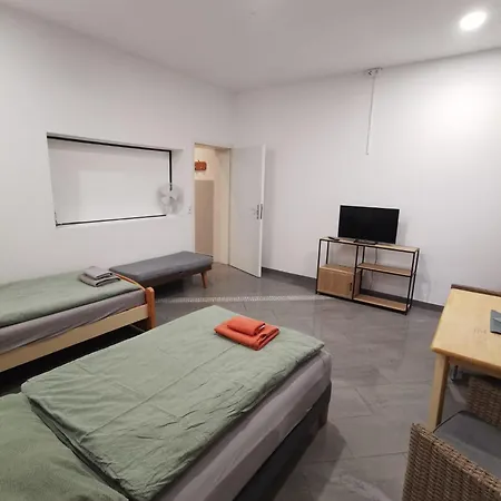 Ferienwohnung-monteurwohnung-parkplatz Lejlighed Meine