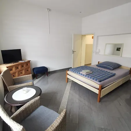 Ferienwohnung-monteurwohnung-parkplatz Lejlighed *